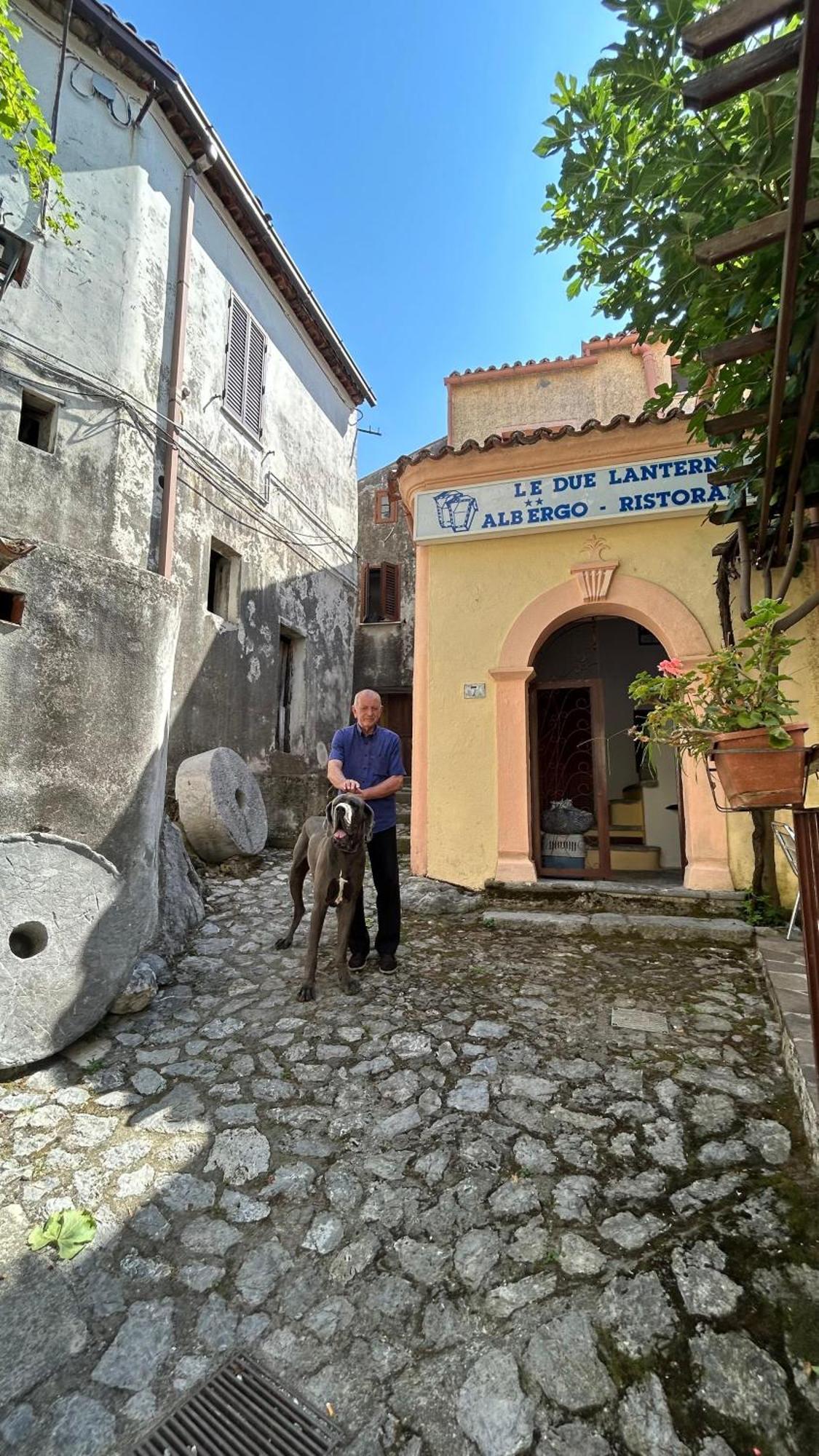 Hotel Le Due Lanterne Aieta Esterno foto